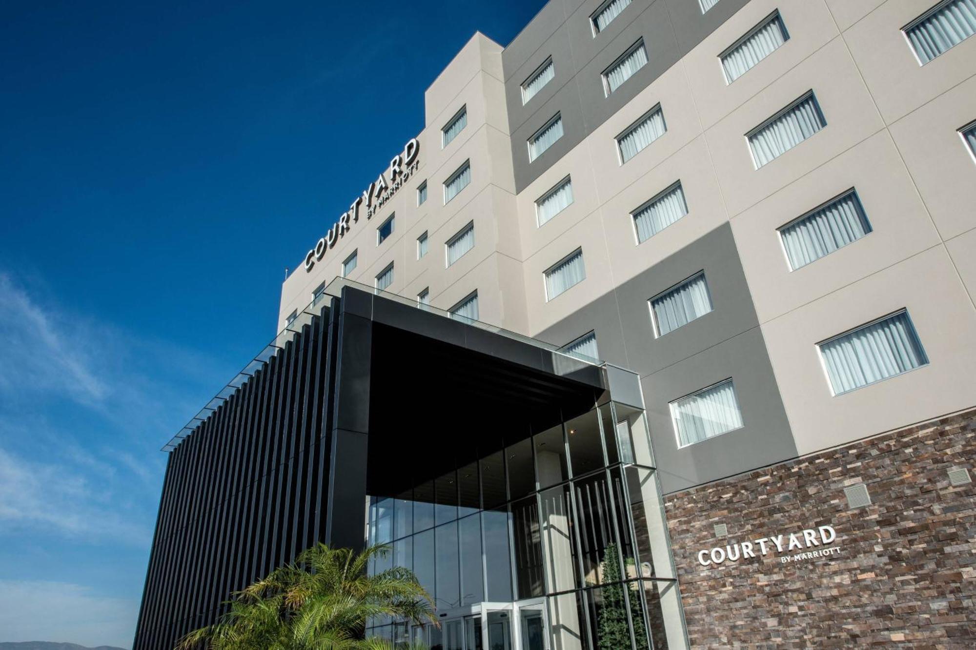 Courtyard By Marriott San Luis Potosi, Los Lagos Εξωτερικό φωτογραφία